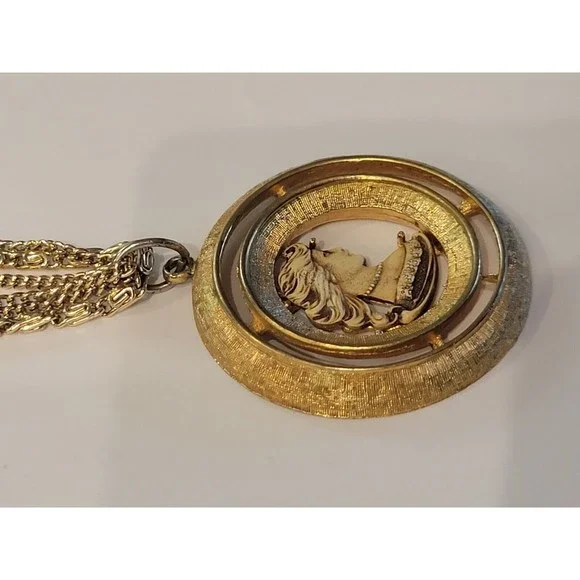 Rare Vintage Large Cameo Encircled Gold Diamond Cut Finish Multi Chain Necklace - Picture 6 of 9